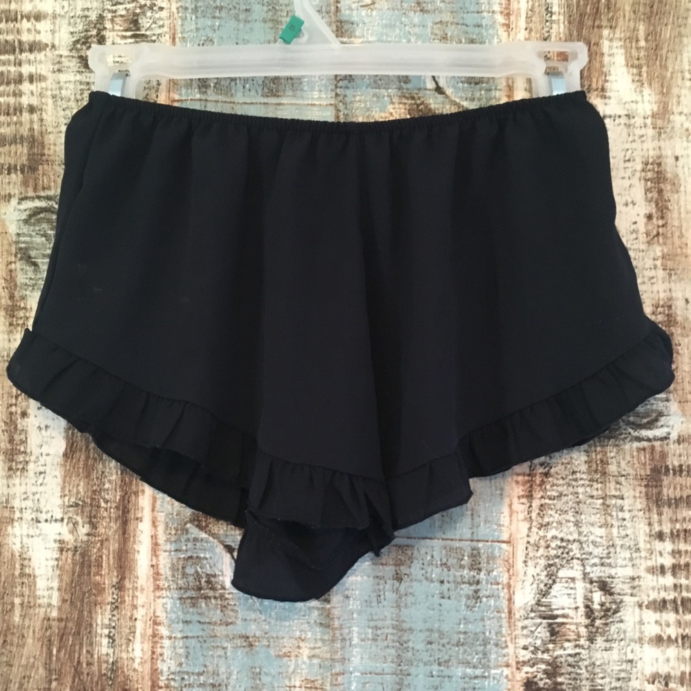 Shorts - Picture 8 of 8